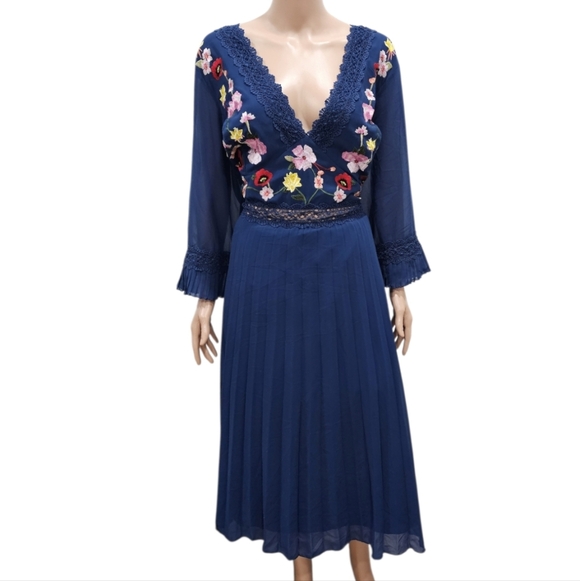 Asos Lace insert pleated Floral Embroidery Midi Dress Navy - Picture 9 of 11
